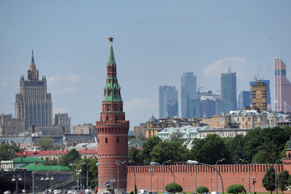 Вид на Кремль и Министерство иностранных дел в Москве