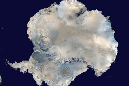 Антарктида со спутника