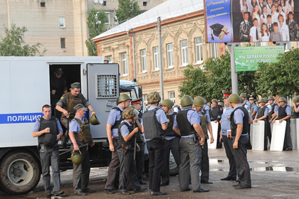 Полиция на улицах Пугачева