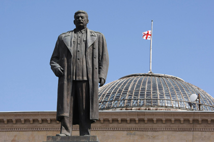 Памятник Сталину в Гори, 2008 год