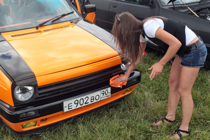 Четверть российских водителей признались в любви к своим «ласточкам»