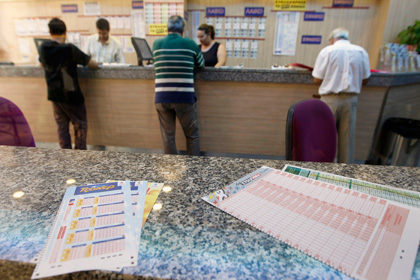 Испанец забыл выигрышный лотерейный билет на кассе