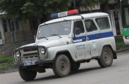 В Санкт-Петербурге в полицейской машине повесилась женщина