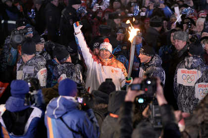 Петр Макарчук с олимпийским факелом