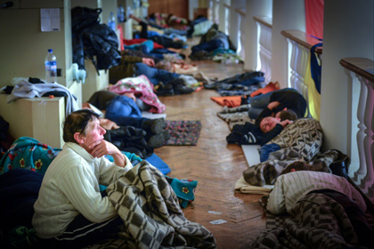 Участники акций сторонников евроинтеграции спят в здании Киевской городской администрации