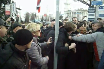 Демонстранты в Севастополе 