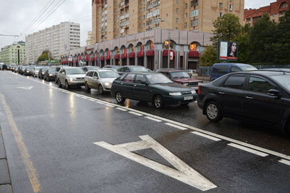 Мэрия Москвы отказалась пускать на «выделенки» «бескультурных» водителей