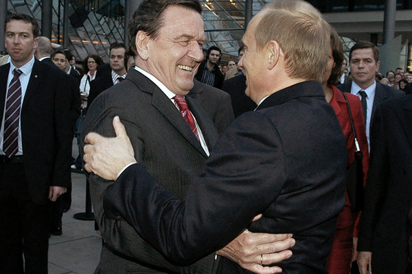 Владимир Путин и Герхард Шредер, 17 апреля 2004 года