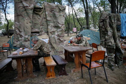 Лагерь украинских военнослужащих в Донецкой области