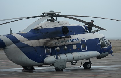 Ми-8 в аэропорту Варандей