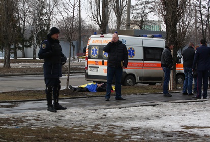 Место взрыва на проспекте Маршала Жукова в Харькове