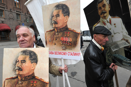 В «Мемориале» назвали тревожным сигналом рост симпатий россиян к Сталину