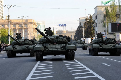 Парад Победы в Донецке 9 мая 2015 года