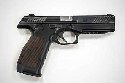Прототип нового пистолета ПЛ-14