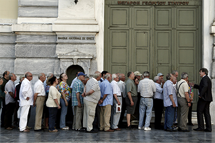 Греция продлит банковские каникулы 