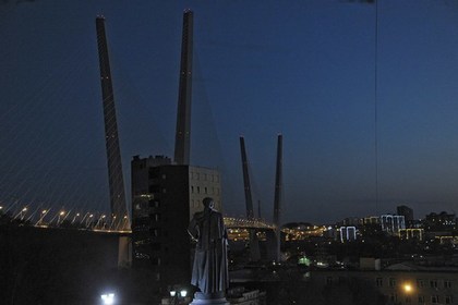 Виды ночного Владивостока