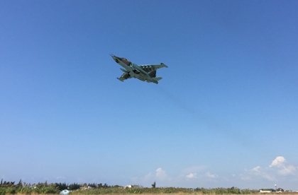 Су-25 взлетает с аэродрома Хмеймим в Сирии