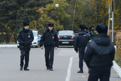 Следователей московского главка МВД поймали на взятке в два миллиона рублей