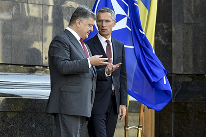Петр Порошенко и генсек НАТО Йенс Столтенберг