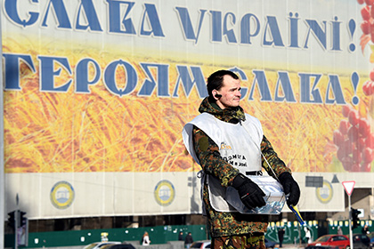 Украинцы сдали на войну полтора миллиона долларов
