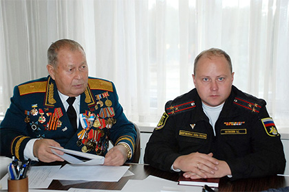 Юрий Михайленко (слева)