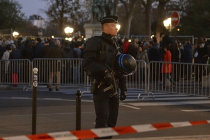 Сотрудник полиции Парижа