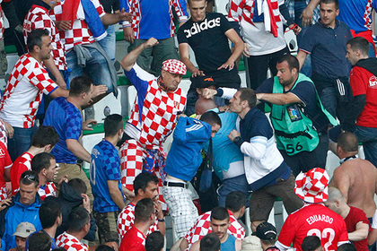 Хорватские болельщики на матче со сборной Чехии