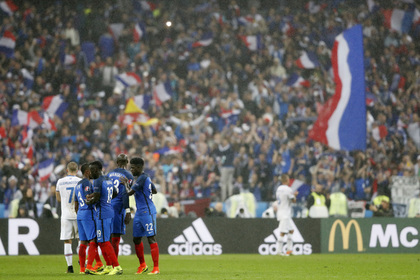 Сборная Франции разгромила Исландию и вышла в полуфинал Евро-2016