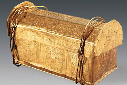 Кость Будды нашли в золотом ларце внутри серебряного