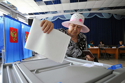 В Раде призвали россиян проголосовать за «Яблоко» или ПАРНАС