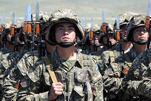 Военнослужащие армии Казахстана