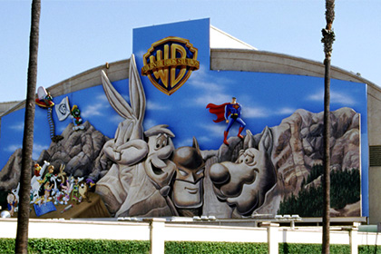Warner Bros. включила собственный сайт в список пиратских ресурсов