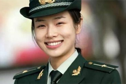 Китаянку признали самым красивым телохранителем в мире