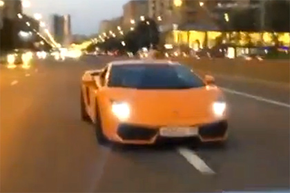 Полицию заинтересовали лихачества водителя Lamborghini с номером 666
