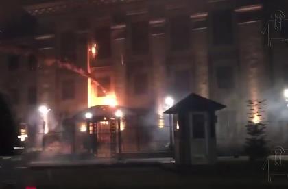 Киеву направлена нота протеста в связи с нападением на посольство России