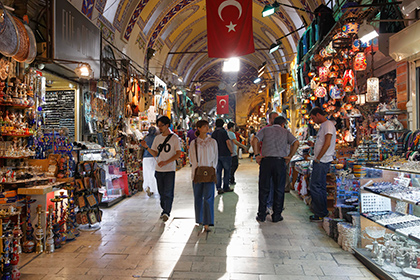 Стамбул потерял половину российских туристов