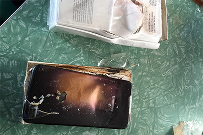 iPhone 7 взорвался и сгорел в коробке во время доставки