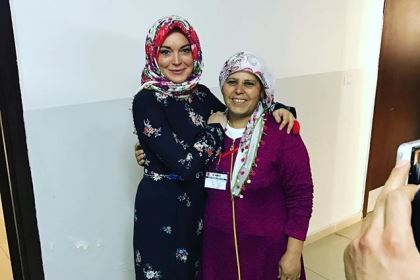 Линдси Лохан посетила лагерь сирийских беженцев в Турции