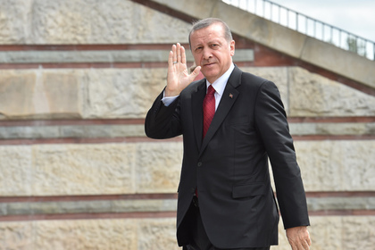 Президент Турции Реджеп Тайип Эрдоган на саммите НАТО
