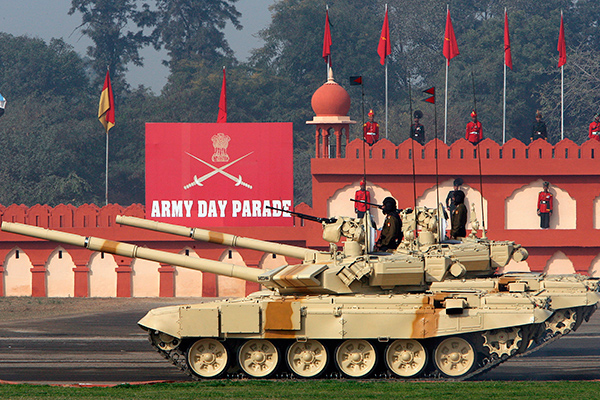 Танк Т-90С на параде в Дели