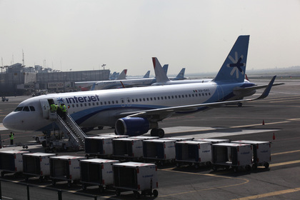 Мексиканский авиаперевозчик снял запрет на полеты Sukhoi Superjet
