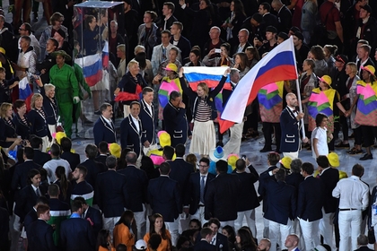 Российские спортсмены на церемонии открытия Олимпийских игр 2016 года
