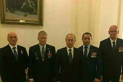 Песков прокомментировал снимок Путина с Вагнером