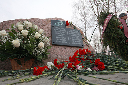 Россия передала Польше расшифровку самописца разбившегося лайнера Качиньского