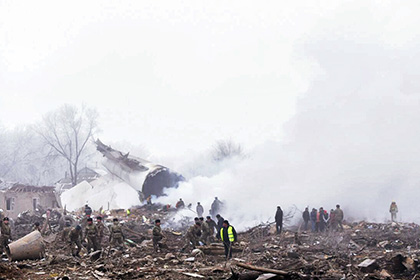 Мародер поживился электрочайниками на месте авиакатастрофы под Бишкеком