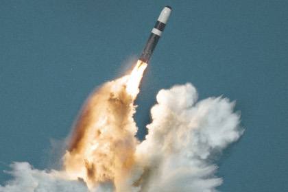 СМИ сообщили о неудачном пуске баллистической ракеты британского флота