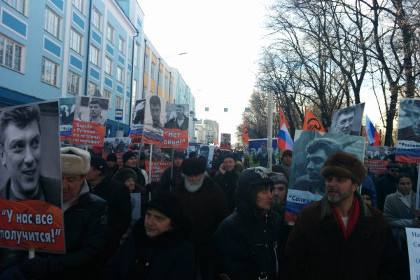 Касьянову плеснули в лицо зеленкой на марше памяти Немцова