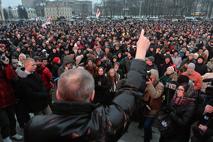 Причиной протестов белорусов назвали психологический шок