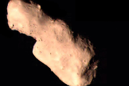 Астероид-аполлон (4179) Таутатис