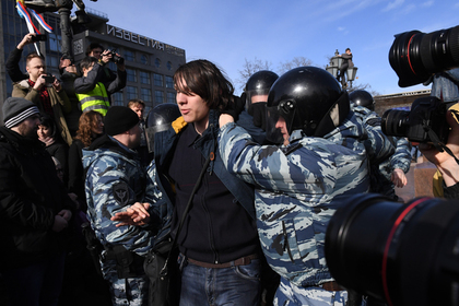 Власти назвали безукоризненной работу полиции во время митинга в Москве